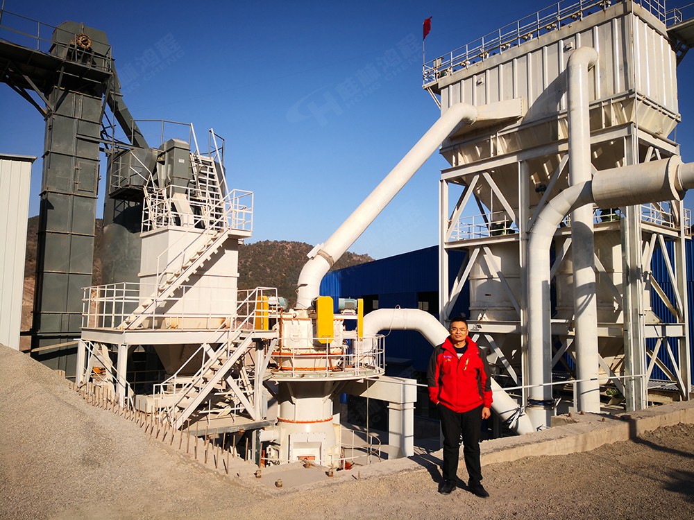 玄武巖磨粉機(jī),玄武巖立磨,立式磨粉機(jī) 玄武巖磨粉機(jī),玄武巖立磨,立式磨粉機(jī)