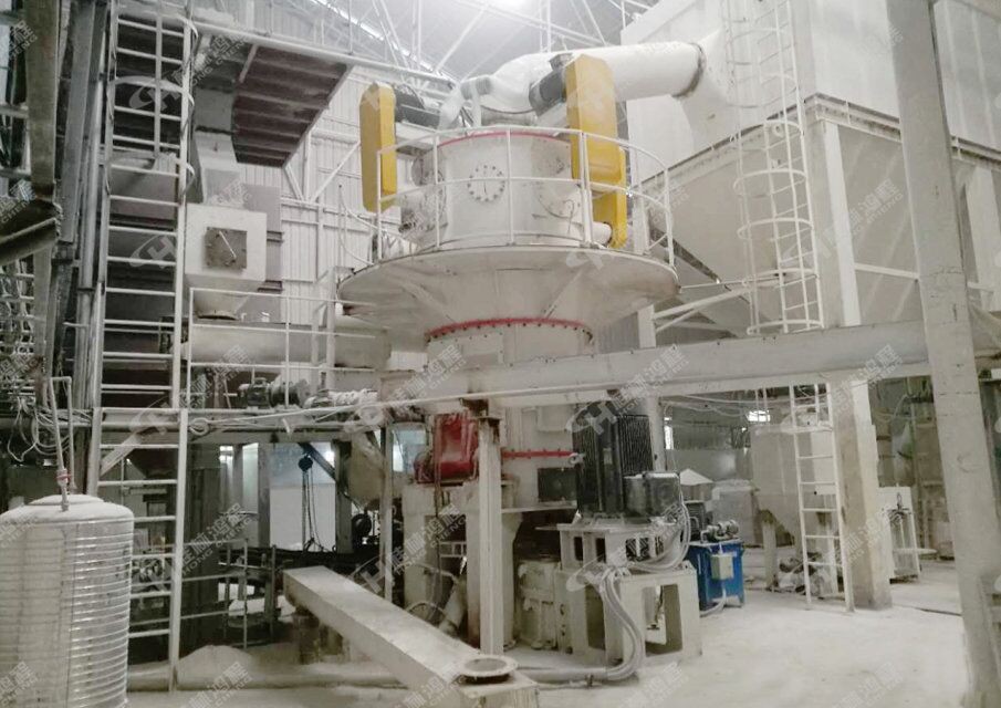 HLMX系列高嶺土超細立磨粉機 HLMX1100HLMX系列高嶺土超細立磨粉機