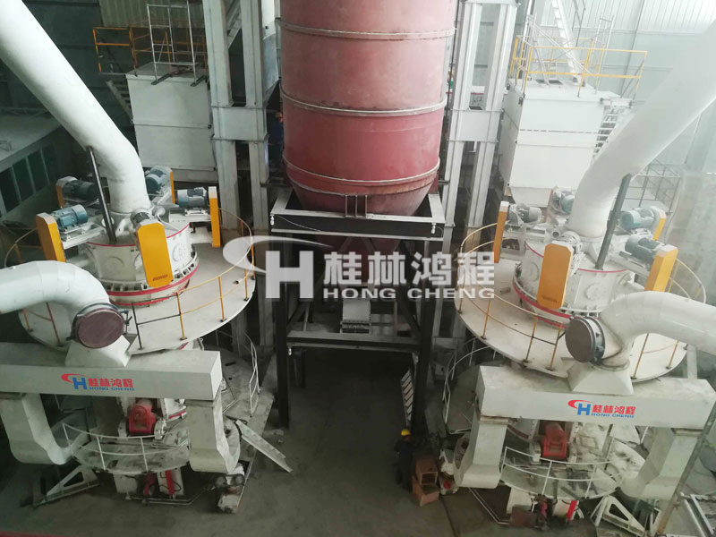 高純石墨粉，超細(xì)磨粉機(jī)，石墨粉磨粉機(jī)，磨粉機(jī)價(jià)格，超細(xì)立磨，超細(xì)立式磨粉機(jī)，磨粉機(jī)械，磨粉設(shè)備，桂林鴻程