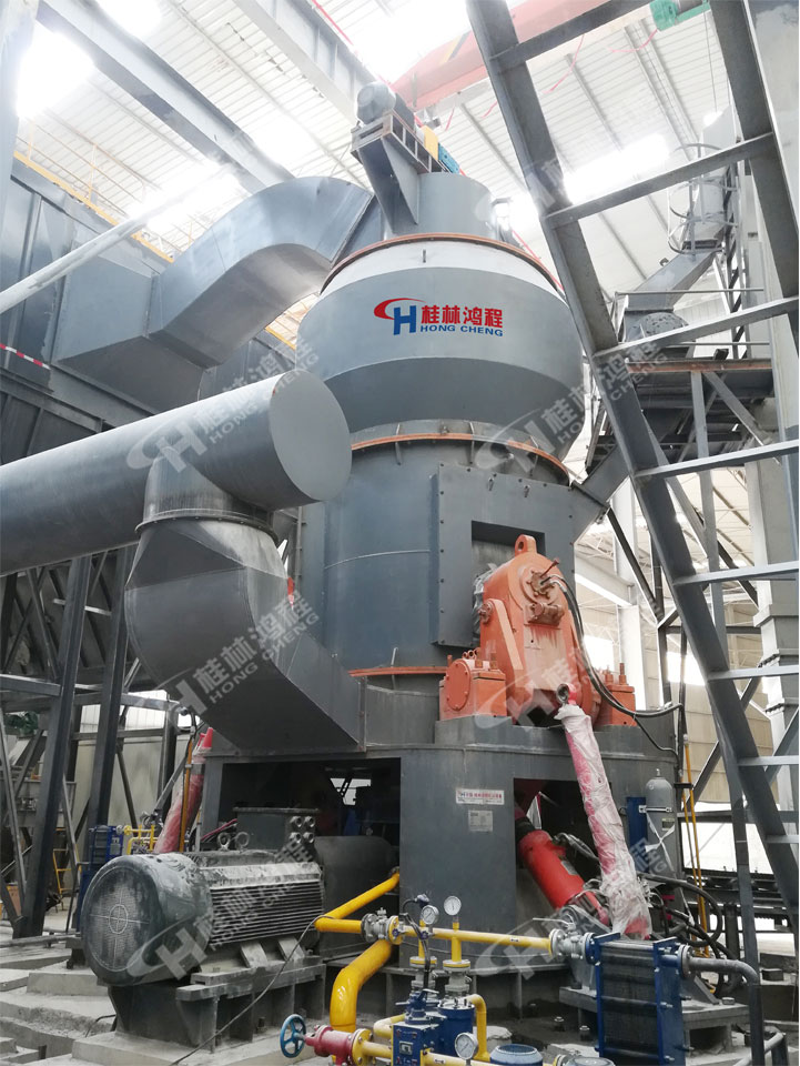 石膏立式磨粉機，石膏磨粉機，立式磨粉機，立磨，磨粉機廠家，客戶現場