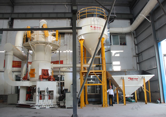 超細磨粉機報價，超細磨粉機，超細立磨，超細立式磨粉機，磨粉機廠家