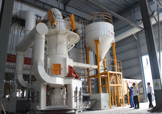 超細磨粉機報價，超細磨粉機，超細立磨，超細立式磨粉機，磨粉機廠家