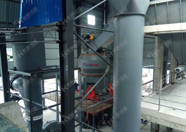 膨潤土粉磨設(shè)備，膨潤土磨粉機(jī)，立式磨粉機(jī)，立磨