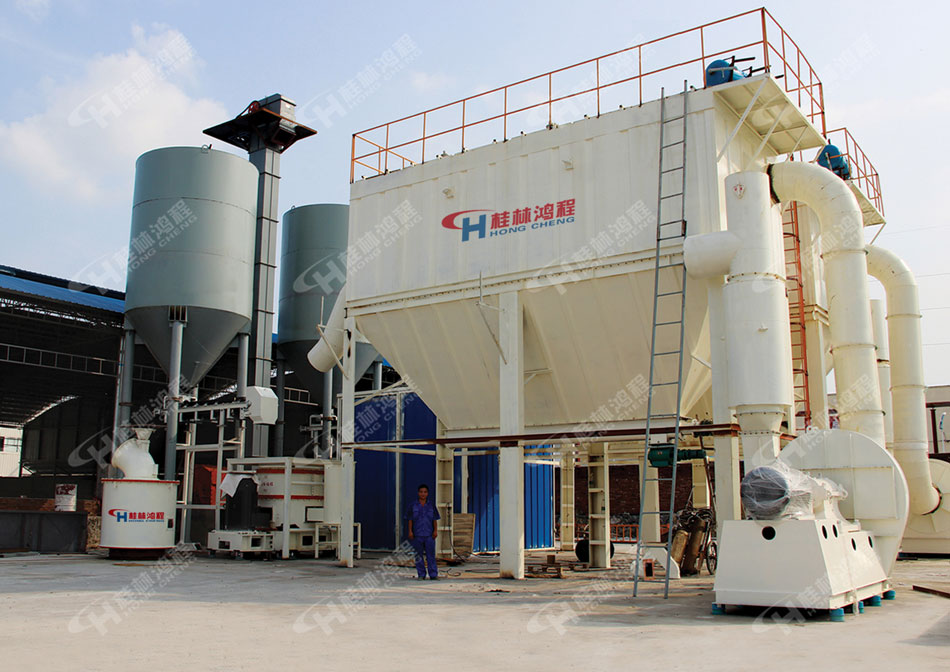 方解石磨粉設(shè)備哪里有？方解石磨粉機(jī)，超細(xì)環(huán)輥磨粉機(jī)，超細(xì)磨粉機(jī)，超細(xì)環(huán)輥磨，磨粉機(jī)廠家