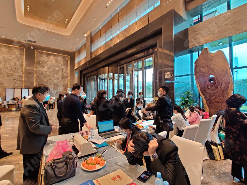 報道一：桂林鴻程承辦的2020年全國碳酸鈣行業年會如約而至，歡迎前來報到！