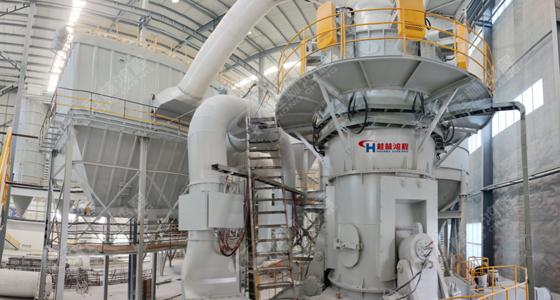 四川桂林鴻程碳酸鈣磨粉機(jī) 四川桂林鴻程碳酸鈣磨粉機(jī)